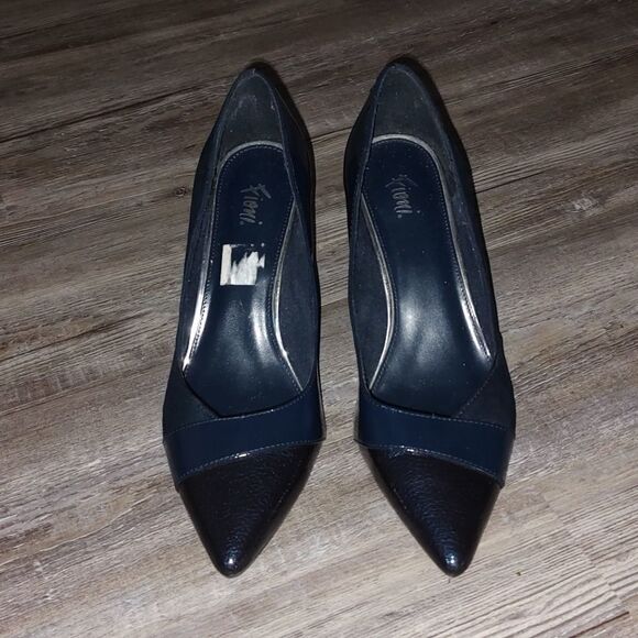 Fioni navy pointed toe pumps heels Sz 9 - Picture 2 of 10
